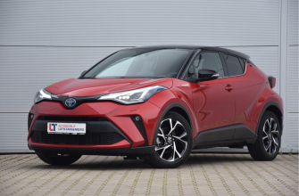 Toyota C-HR 1.8 Hybrid Bi-Tone
