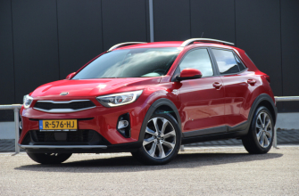 Kia Stonic 1.0 T-GDi DynamicLine | Apple Carplay / Android Auto | Automaat | Trekhaak |