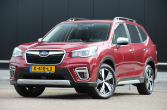 Subaru Forester 2.0i e-BOXER First Edition | Trekhaak (1870kg) | 1e eigenaar |