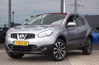 Nissan Qashqai 1.6 Connect Edition | Pano | Navi/AUR Camera | Trekhaak |
