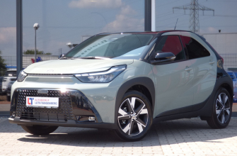 Toyota Aygo X Hybrid 115 pulse Bi Tone -Meteen Rijden-