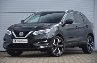 Nissan Qashqai 1.3 DIG-T 160pk DCT Tekna | Trekhaak | Leer |