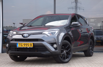 Toyota RAV4 2.5 Hybrid Black Edition | Navi | Camera | Leder | Trekhaak afn. |