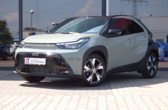 Toyota Aygo X Hybrid 115 pulse Bi Tone
