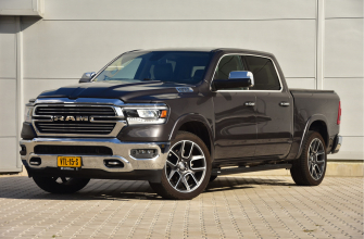 Dodge Ram 1500 5.7 Hemi Crew Cab Laramie 