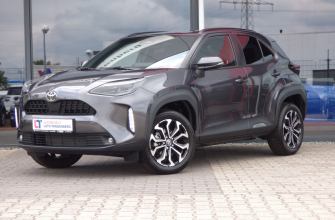 Toyota Yaris Cross 1.5 Hybrid Dynamic Winter Pack | 4 seizoenen banden |
