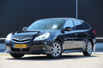 Subaru Legacy Touring Wagon 2.0i Luxury | AUR Camera | Trekhaak | 1e eigenaar |