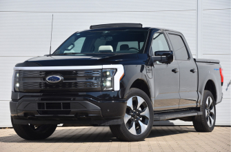 Ford F-150 Lightning | Platinum | Extended Range |
